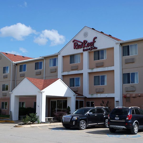 Red-Roof-Inn-2017-(1)-Website